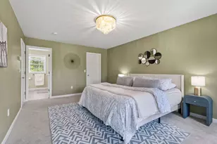 28 Bradford Cir, Hudson, NH 03051 - Photo 18