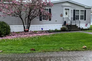 7 Sir Lancelot Dr, Exeter, NH 03833 - Photo 2