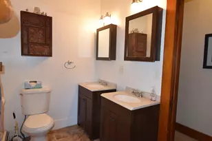 33 Court St, Newport, NH 03773 - Photo 34