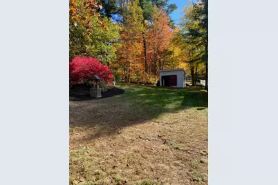 676 Cohas Avenue, Manchester, NH 03109 - Photo 6