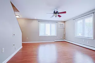 11 Valley W Way, Manchester, NH 03102 - Photo 10