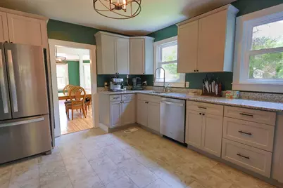 28 Spencer Avenue, Claremont, NH 03743 - Photo 8