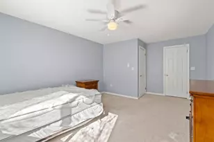 132 English Village Rd, Manchester, NH 03102 - Photo 24