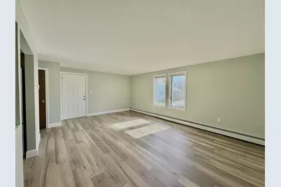 118 Belmont Street #2S, Manchester, NH 03104 - Photo 2