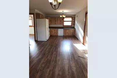 264  Chestnut Street, Claremont, NH 03743 - Photo 32
