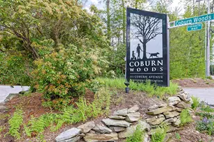 44 Coburn Woods Dr, Nashua, NH 03063 - Photo 2