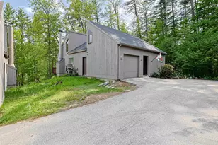 44 Coburn Woods Dr, Nashua, NH 03063 - Photo 4