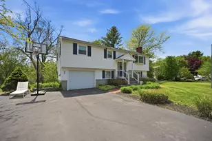 43 Matthias St, Salem, NH 03079 - Photo 2