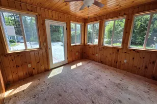 71 Myrtle St, Hillsboro, NH 03244 - Photo 14