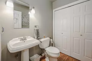 31 Stanstead Pl, Nashua, NH 03063 - Photo 20