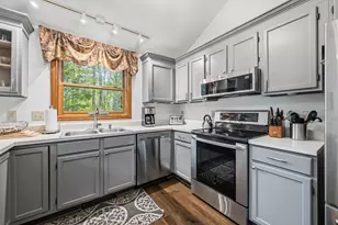 14 Hillside Cir, Lincoln, NH 03251 - Photo 14