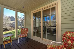 63 Peninsula Dr, Stratham, NH 03885 - Photo 24