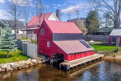 92 Water Street, Laconia, NH 03246 - Photo 2