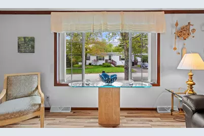 16 Eric Avenue, Nashua, NH 03062 - Photo 4