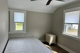 46 Glendale Pl, Gilford, NH 03249 - Photo 10