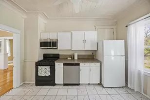 18 Fifield St, Nashua, NH 03060 - Photo 8