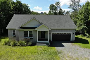 8 Mt Carter Dr, Gorham, NH 03581 - Photo 2