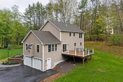 10 Wood Circle, Goffstown, NH 03045 - Photo 4