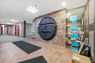 470 Silver St, Manchester, NH 03103 - Photo 20