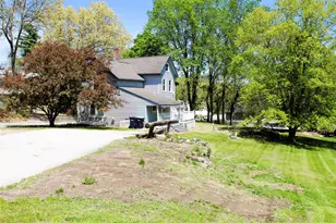 2 Paula Cir, Hudson, NH 03051 - Photo 4