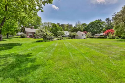 135 Ridge Road, Manchester, NH 03104 - Photo 8