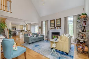 3 S Parrish Dr, Londonderry, NH 03053 - Photo 2