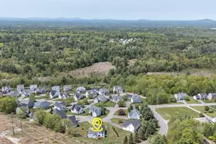 3 S Parrish Dr, Londonderry, NH 03053 - Photo 42