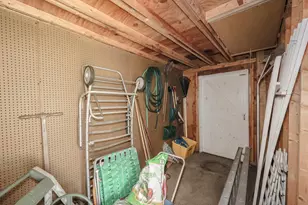 8 Burnham Ave, Nashua, NH 03064 - Photo 28
