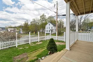 179 Pleasant St, Claremont, NH 03743 - Photo 20