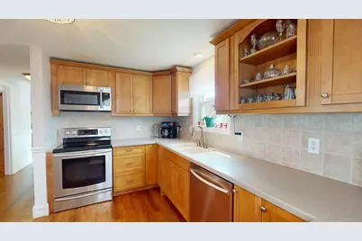 31 Aaron Drive, Manchester, NH 03109 - Photo 10