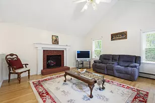 2 Arthur Ave, Hooksett, NH 03106 - Photo 10