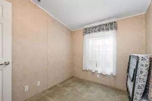 20 E Marina Rd, Gilford, NH 03249 - Photo 10