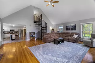 278 Long Hill Rd, Dover, NH 03820 - Photo 8