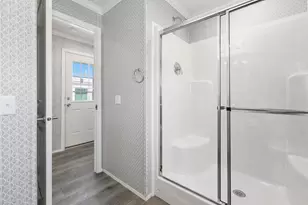 88A Brookwood Dr, Salem, NH 03079 - Photo 12