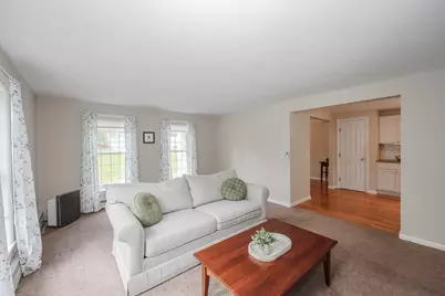 19 Burgess Drive, Litchfield, NH 03052 - Photo 18
