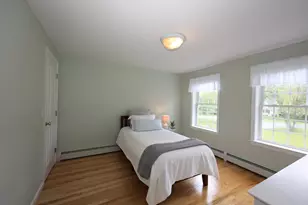 19 Burgess Dr, Litchfield, NH 03052 - Photo 36
