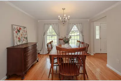 19 Burgess Drive, Litchfield, NH 03052 - Photo 8