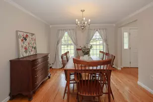19 Burgess Dr, Litchfield, NH 03052 - Photo 8