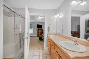 22 Town Village Dr, Salem, NH 03079 - Photo 18