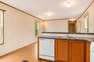 58 Shaw Dr, Rochester, NH 03868 - Photo 10