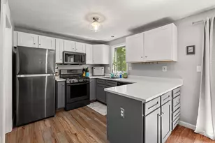 5 Westminster Dr, Nashua, NH 03064 - Photo 8