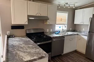 34 Policy Ln, Salem, NH 03079 - Photo 8