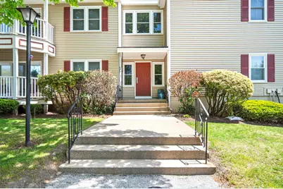 690 S Porter Street #31, Manchester, NH 03103 - Photo 2