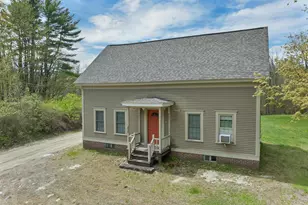 239 Wentworth Rd, Brookfield, NH 03872 - Photo 1