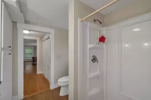 239 Wentworth Rd, Brookfield, NH 03872 - Photo 10