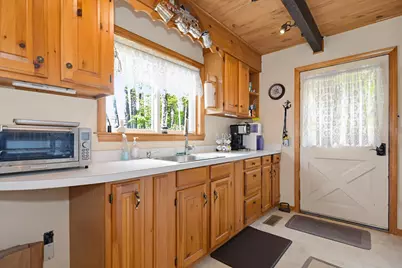 33 Moccasin Trail, Hillsboro, NH 03244 - Photo 10
