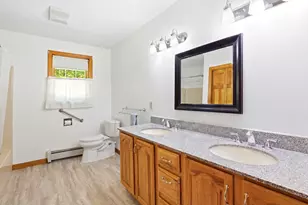 83 Hampstead Rd, Sandown, NH 03873 - Photo 22