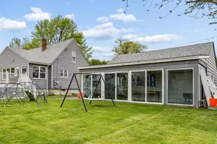 24 Hiler St, Manchester, NH 03109 - Photo 36