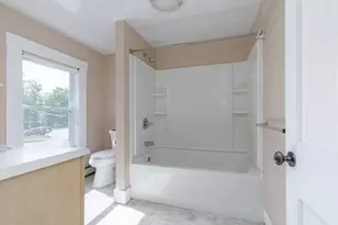 51 Laurel St, Concord, NH 03301 - Photo 28