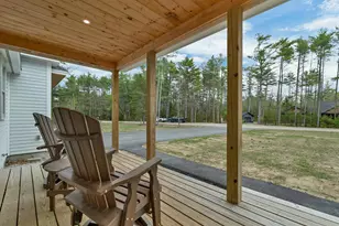 7 Lyndsay Ln, Tuftonboro, NH 03816 - Photo 4